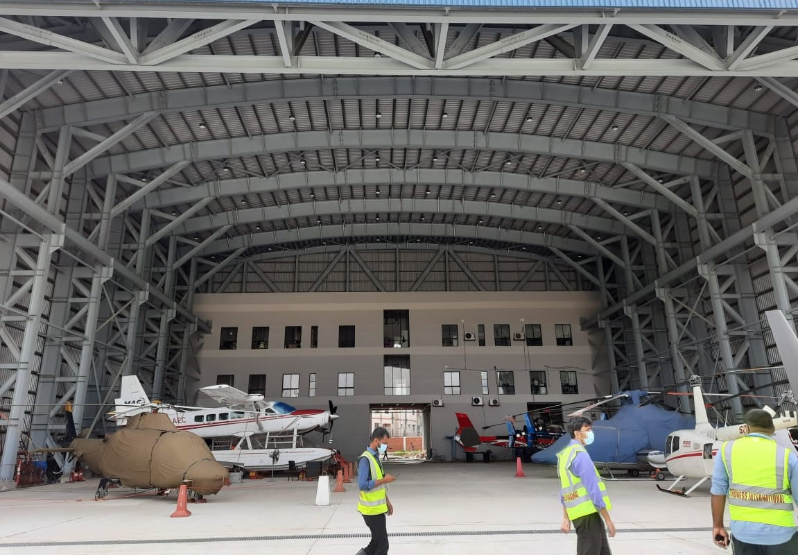 https://aeroness.com/wp-content/uploads/2022/09/Hangar-at-HSIA-1.jpg